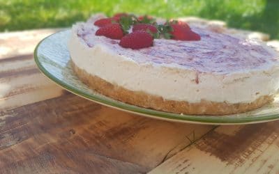 Cheesecake cu ricotta si capsuni (Cea mai cremoasa reteta)